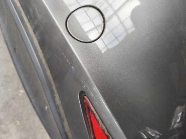 PARE CHOC ARRIERE VW - Vue 7